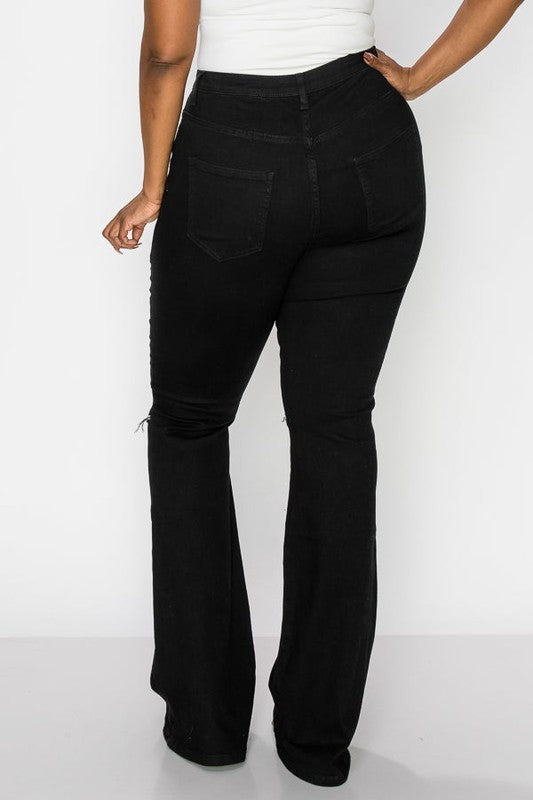 CURVY FLARE SPLIT KNEE JEANS