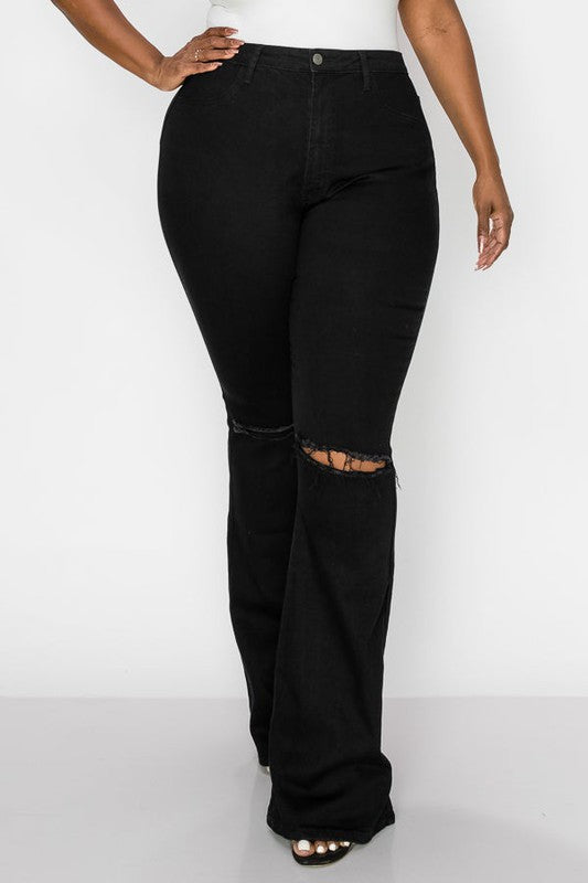CURVY FLARE SPLIT KNEE JEANS