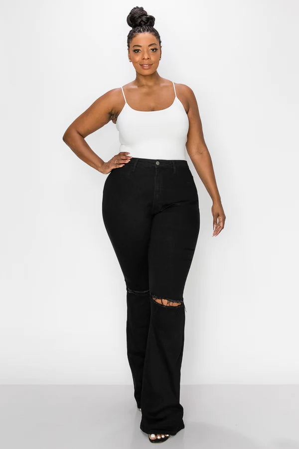 CURVY FLARE SPLIT KNEE JEANS
